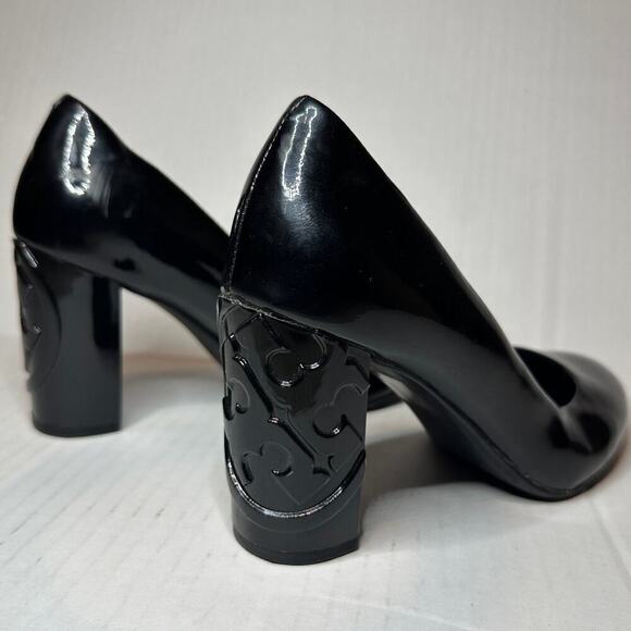 Tory Burch Size 6.5 Logo Black Patent Leather Pump Heels Workwear Office Siren - Picture 5 of 10
